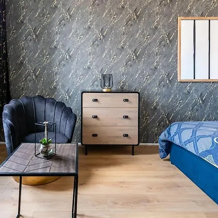 Les Du Calaisis - 102 Shadow * كاليه